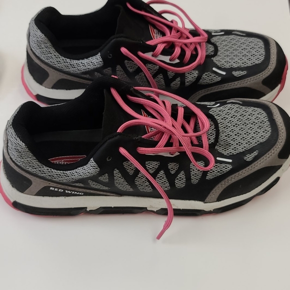 Red wing work shoes size 9 - Picture 13 of 14